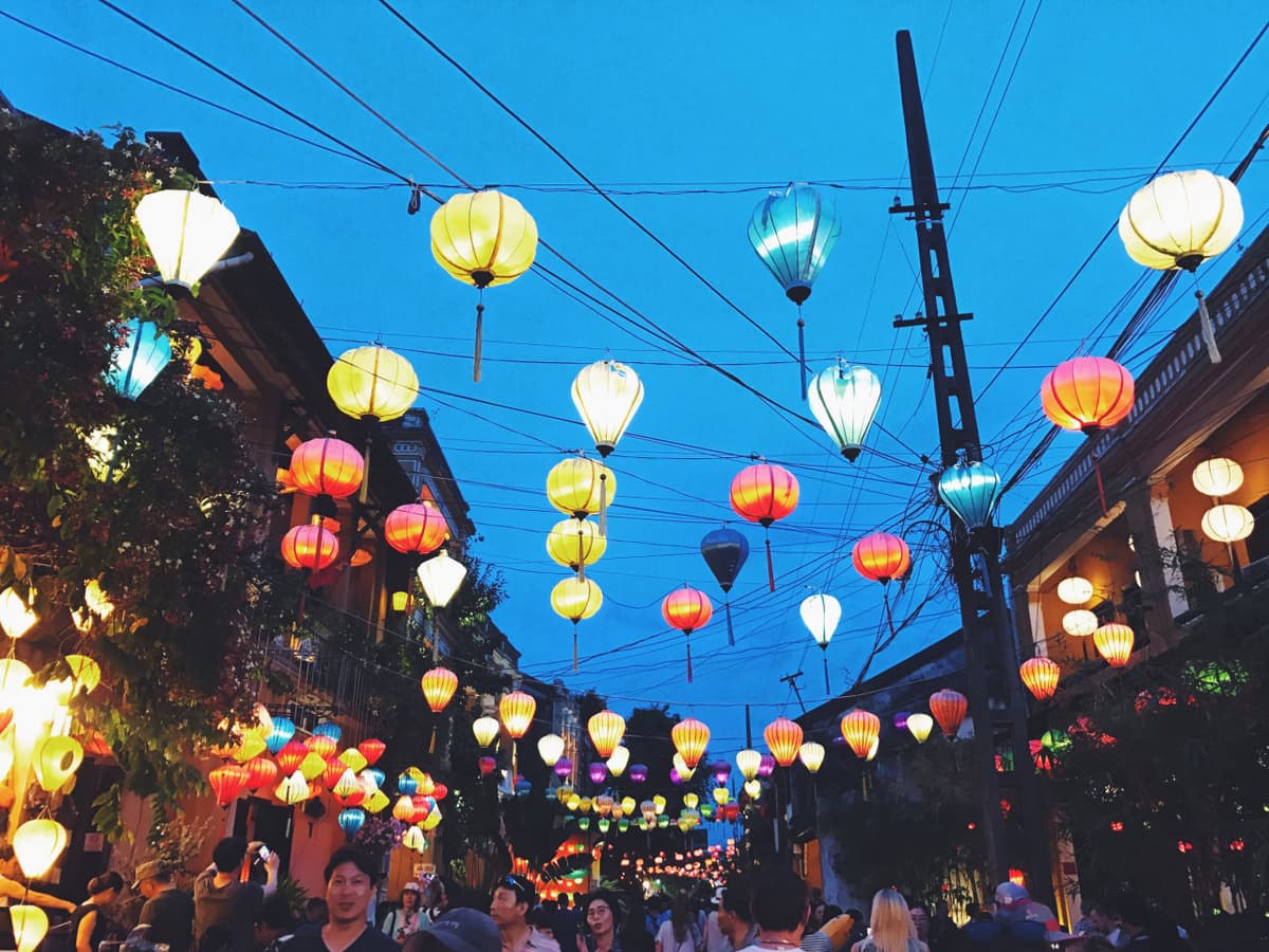 Son Tra Peninsula, Marble Mountains, and Hoi An Ancient Town Half-Day Tour from Da Nang