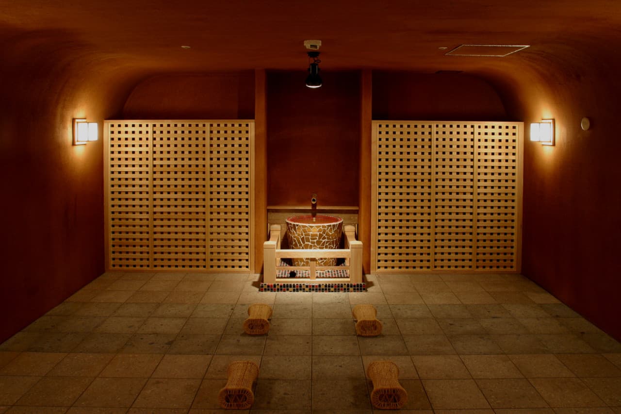 Arima Onsen Taikou-no-yu with Railway Pass