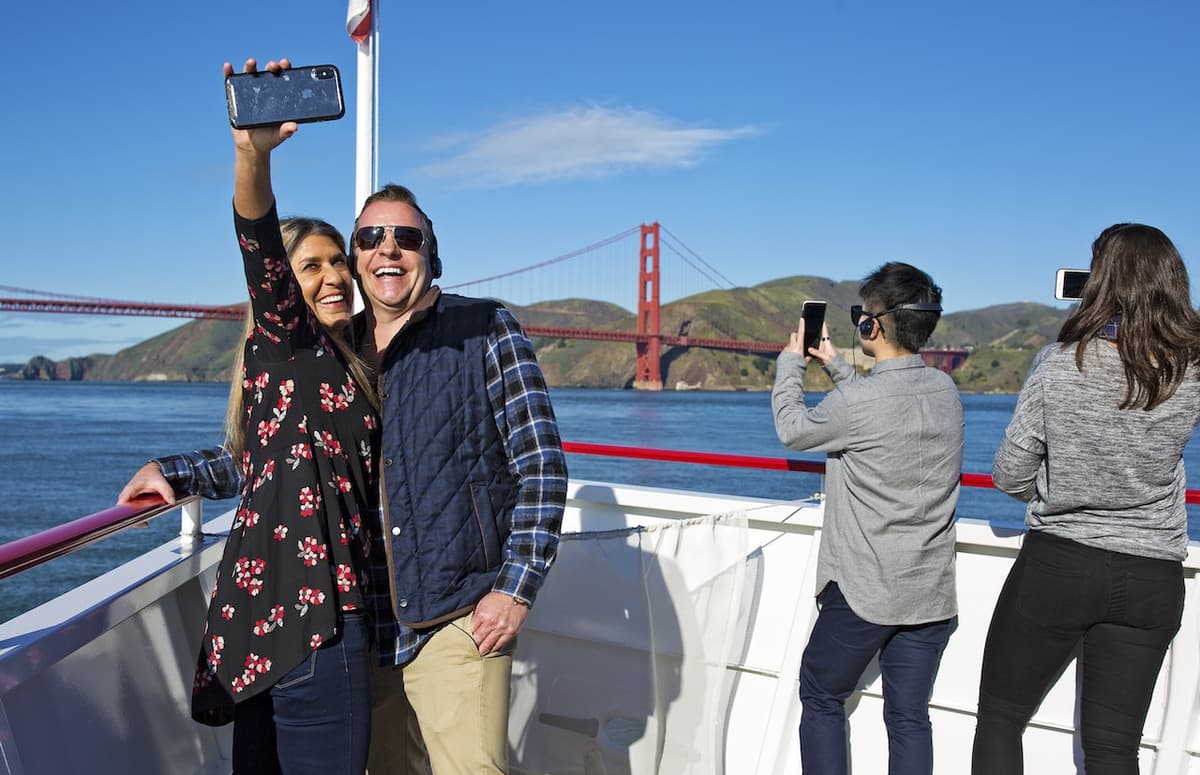 San Francisco Bay 1 Hour Golden Gate Sightseeing Boat Cruise by Red and White Fleet