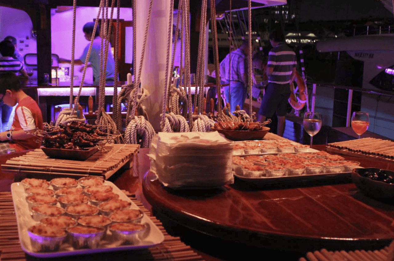 The Royal Albatross - Luxury Tall Ship Cruise Ticket – photo 36