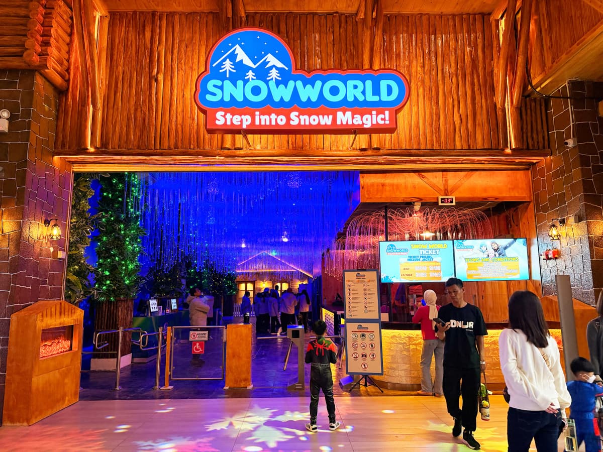 Snow World Genting Highlands Ticket