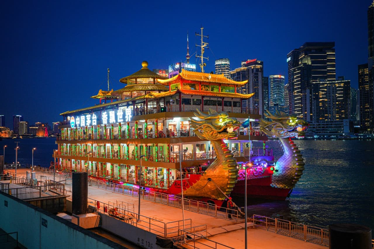 Huangpu River Buffet Dinner Cruise – photo 2