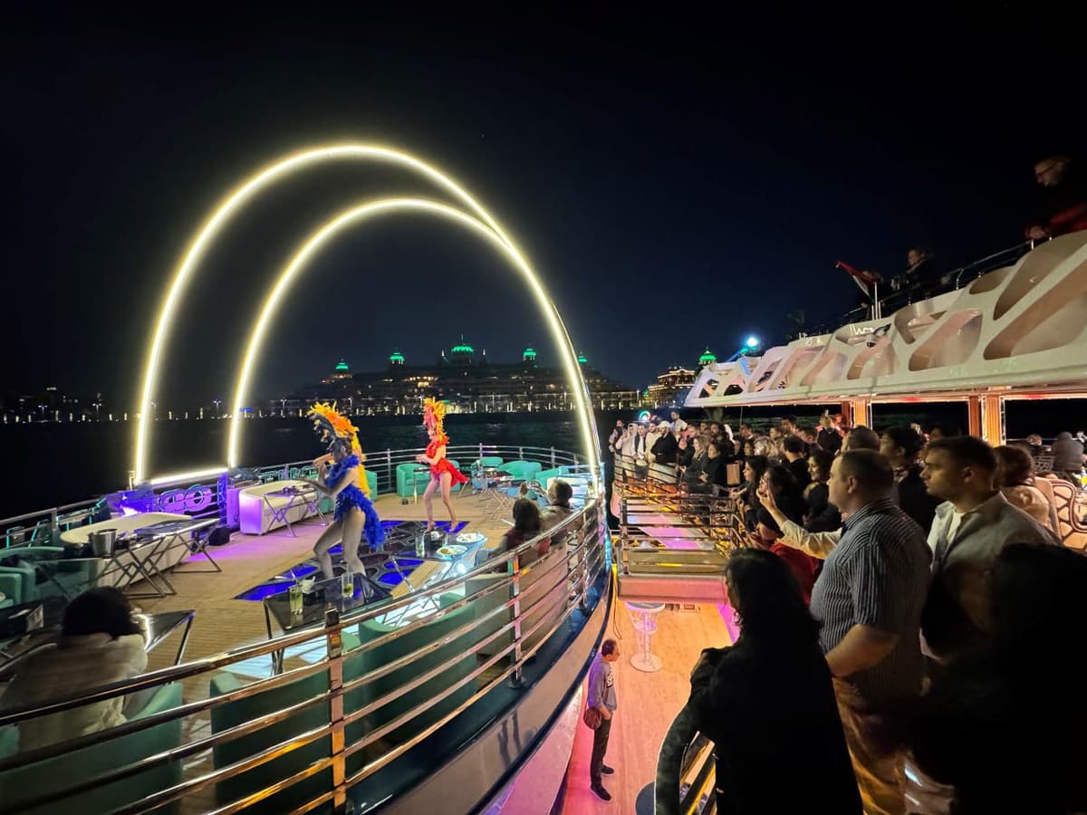 Lotus Royale Mega Yacht - Dinner Cruise