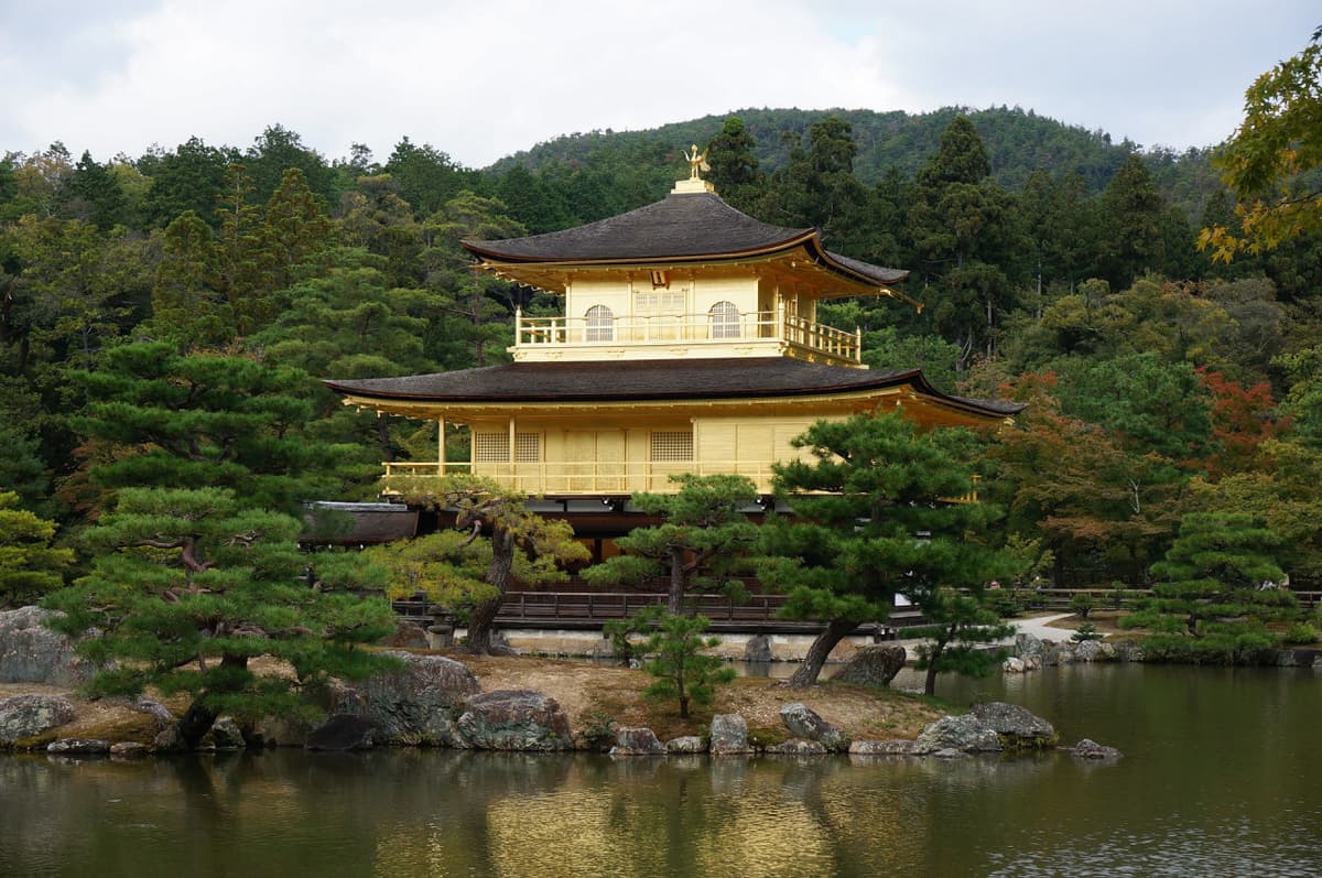 Nijo Castle, Kinkaku-ji Temple and Imperial Palace Tour from Kyoto