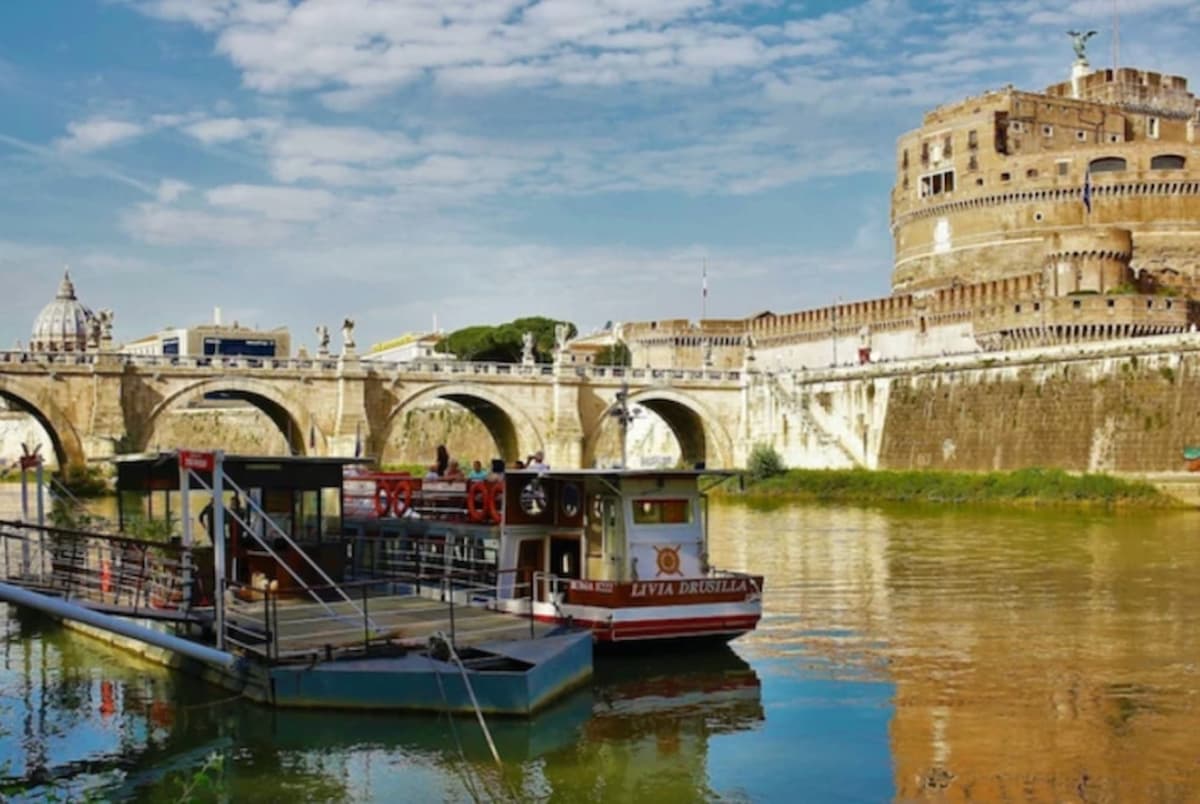 Rome Hop-on Hop-off Tiber Cruise