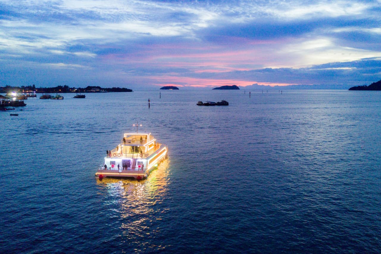North Borneo Sunset Dinner Cruise – photo 2