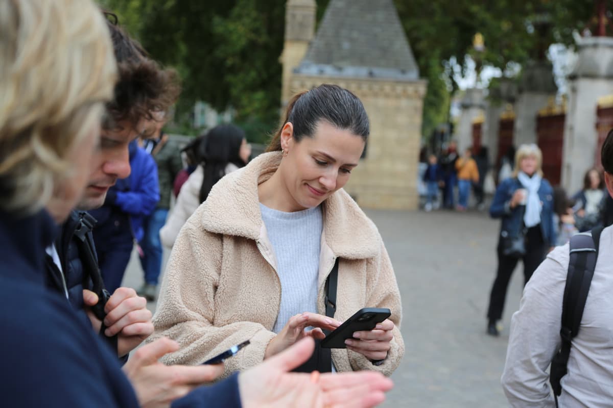 Natural History Museum Tour with English-Speaking Guide