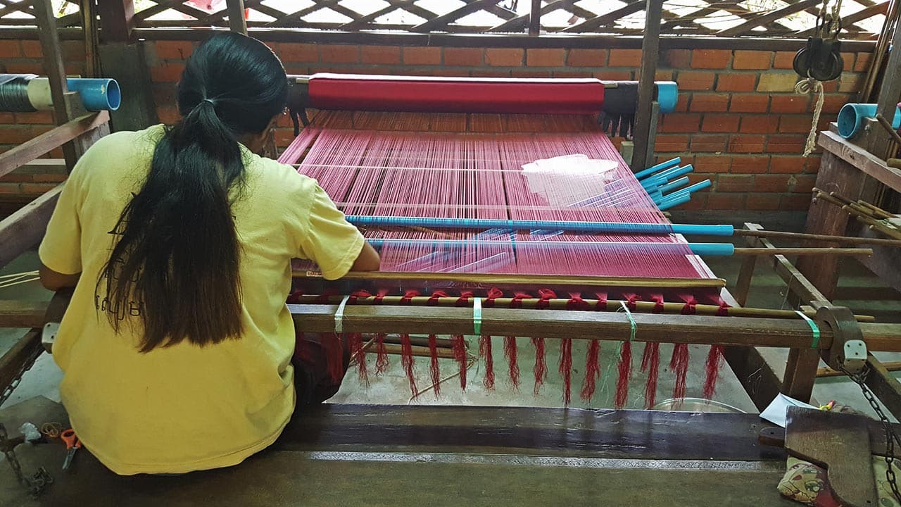 Angkor Silk Farm Tour by Tuk Tuk – photo 2