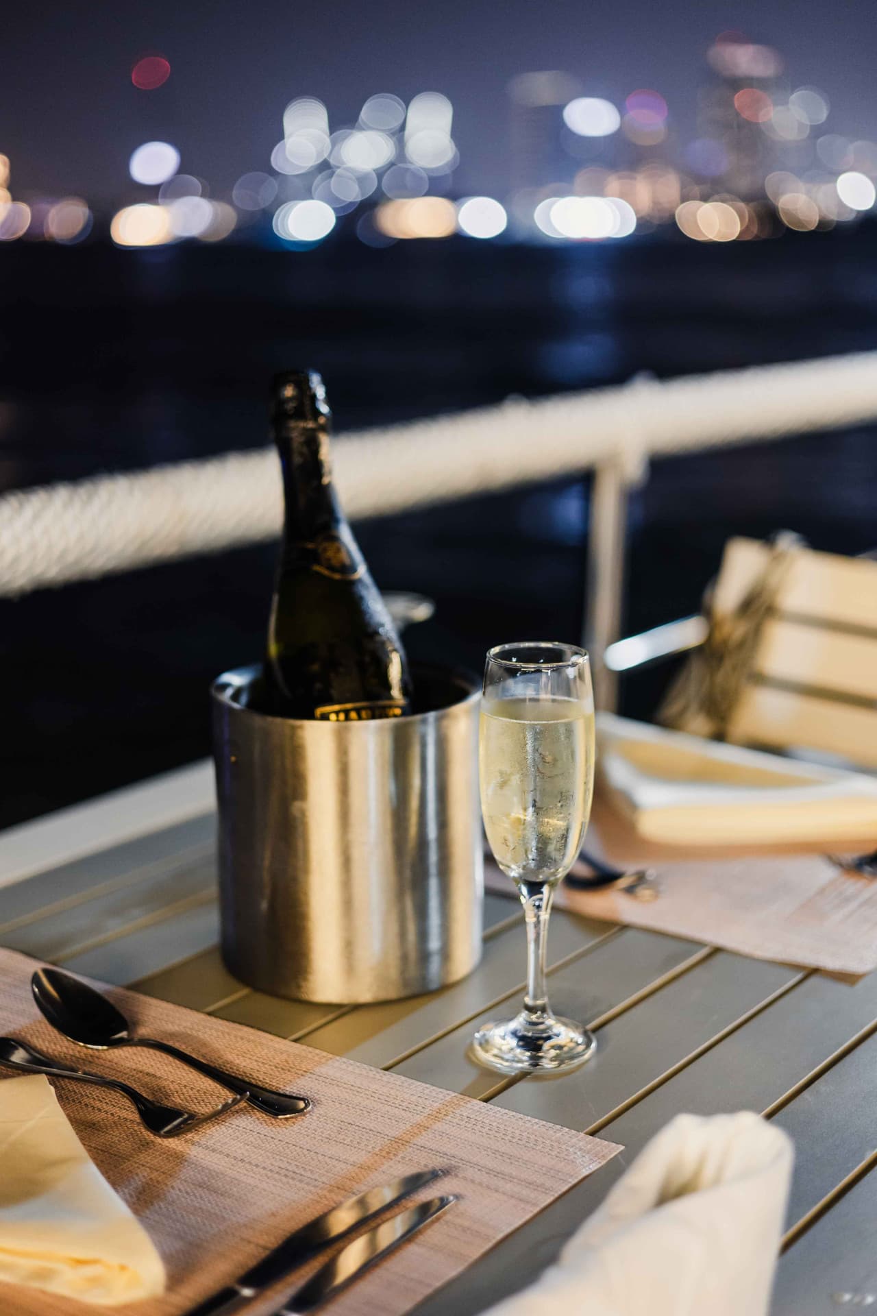 Alexandra Sea Lounge Dinner Cruise in Dubai Marina – photo 13