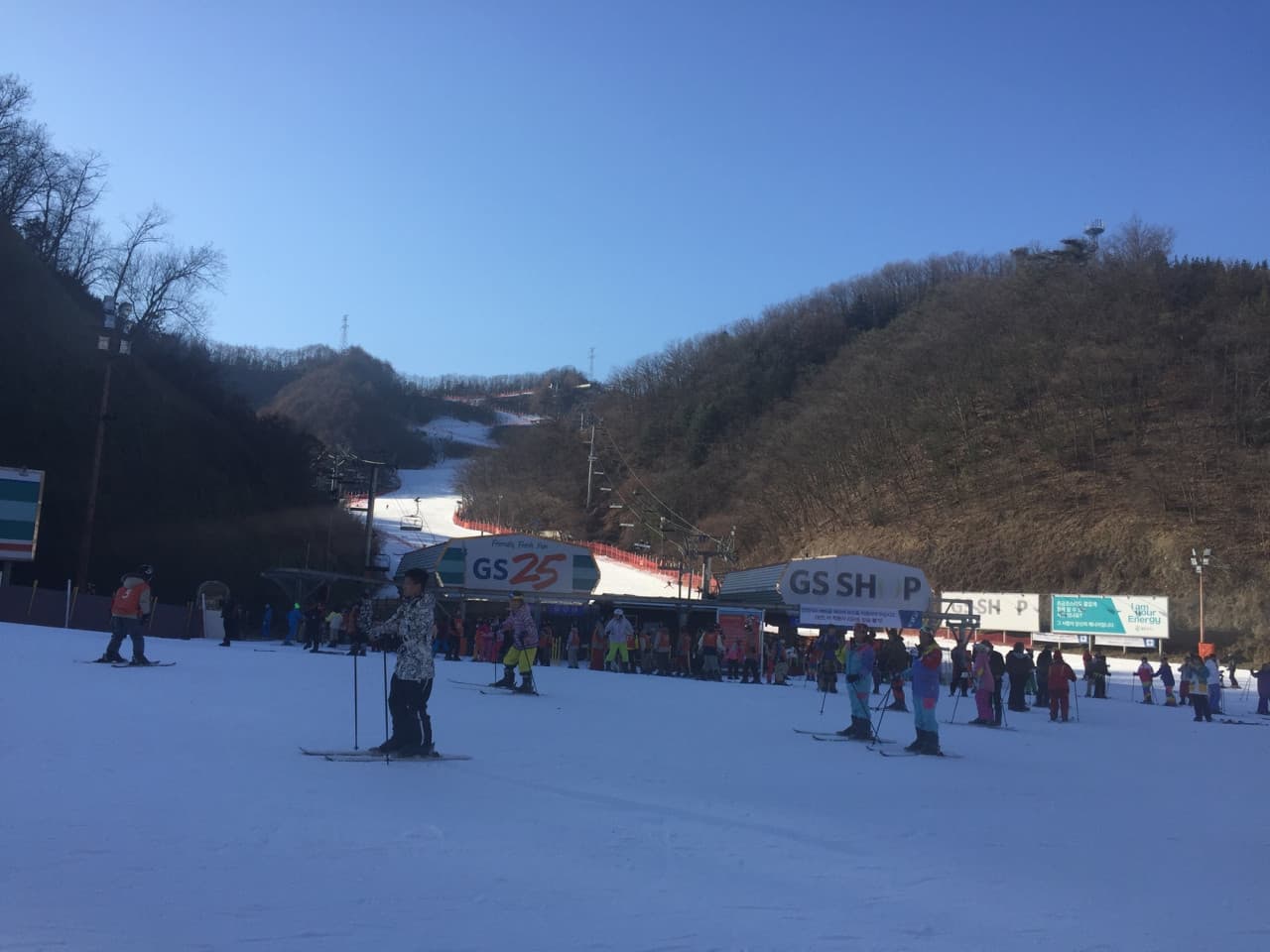 Elysian Gangchon Ski Resort and Eobi Ice Valley Full-Day Tour from Seoul – photo 9