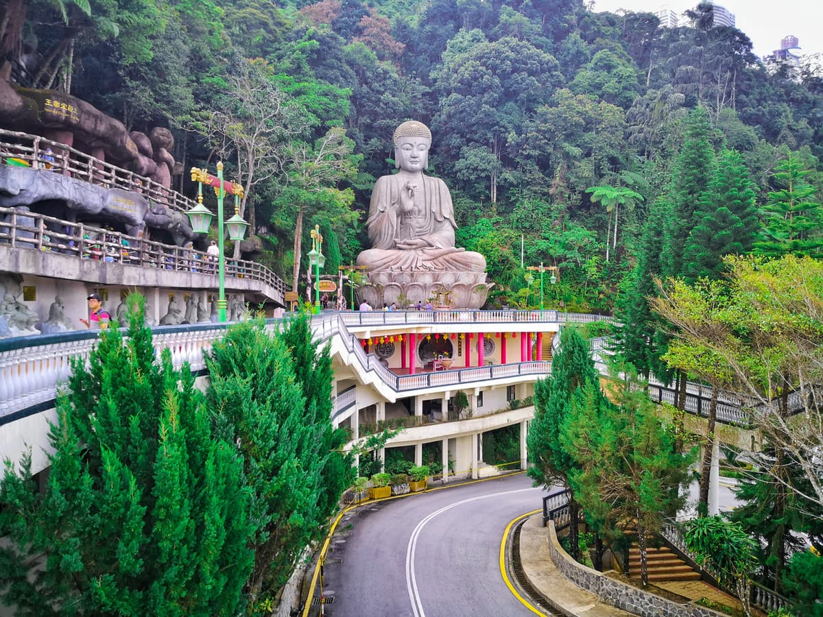Genting Highlands and Batu Caves Full-Day Tour from Kuala Lumpur