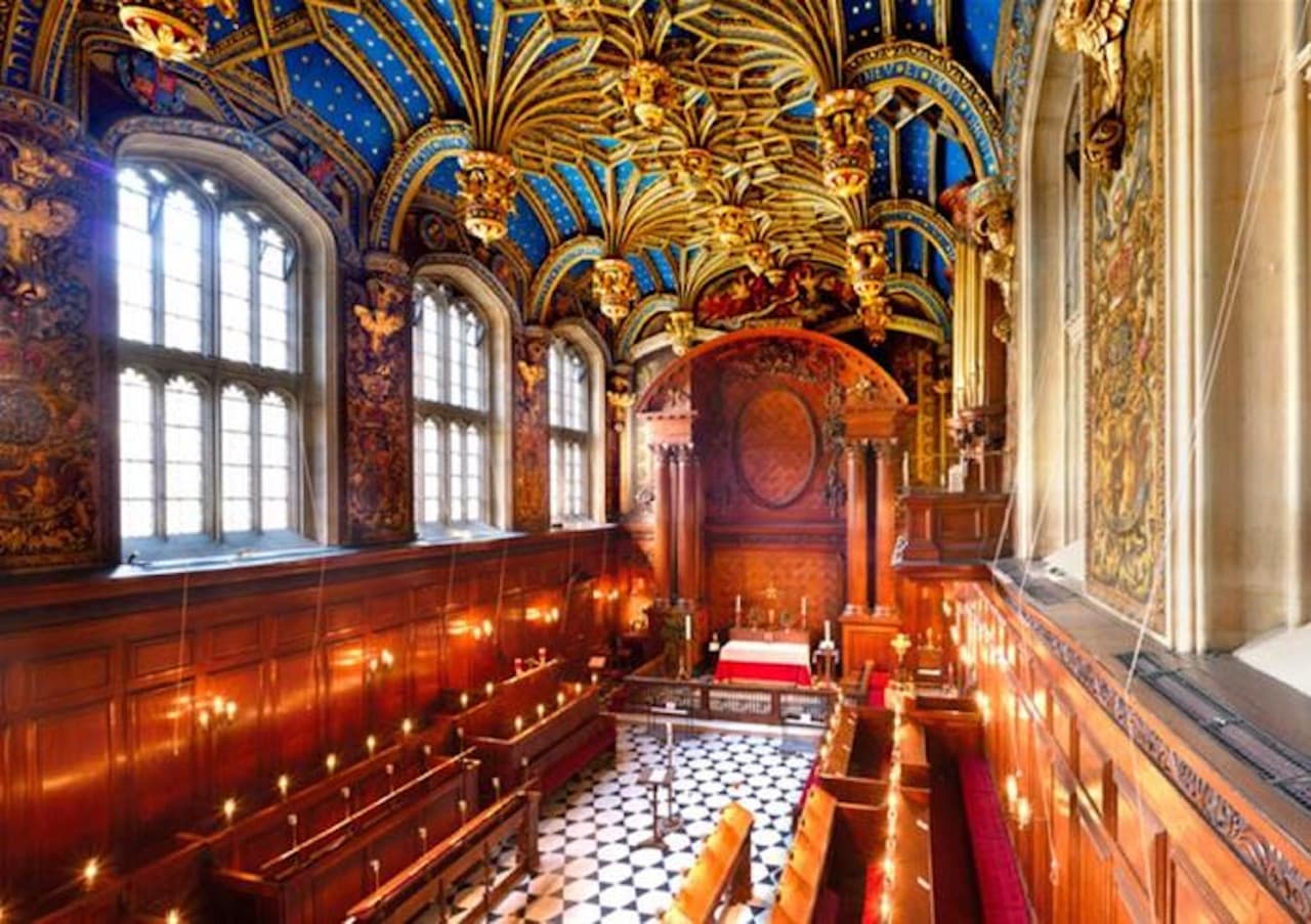 Hampton Court Palace, Windsor Castle, and London Sightseeing Tour – photo 2