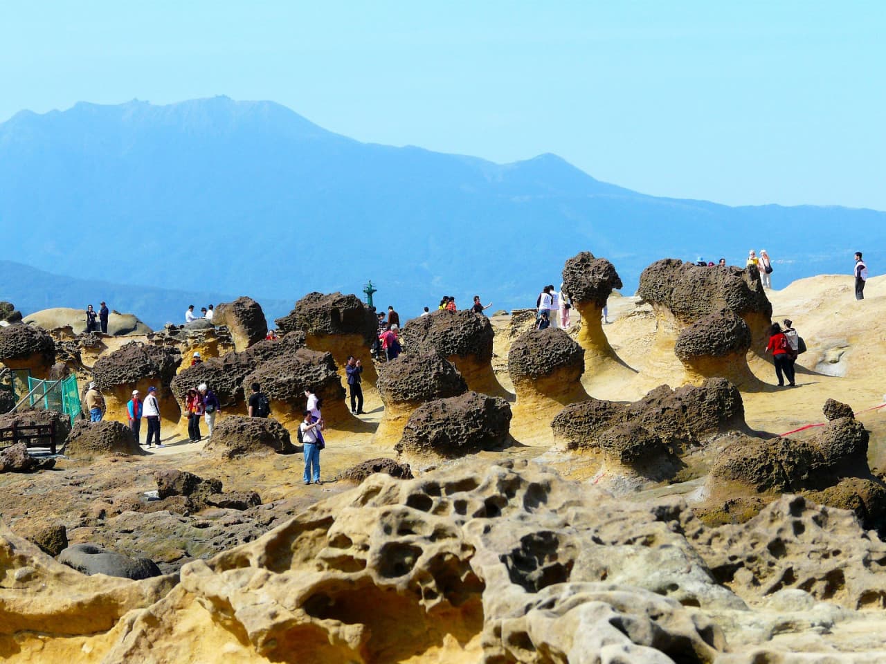 COMBO: Taipei 101 Observatory + Yehliu Geopark