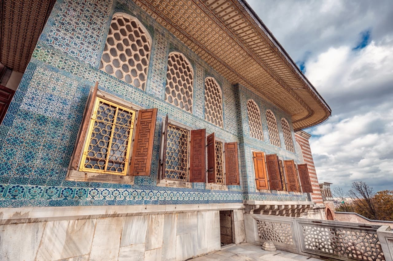 COMBO: Hagia Sophia Grand Mosque + Topkapi Palace Tickets