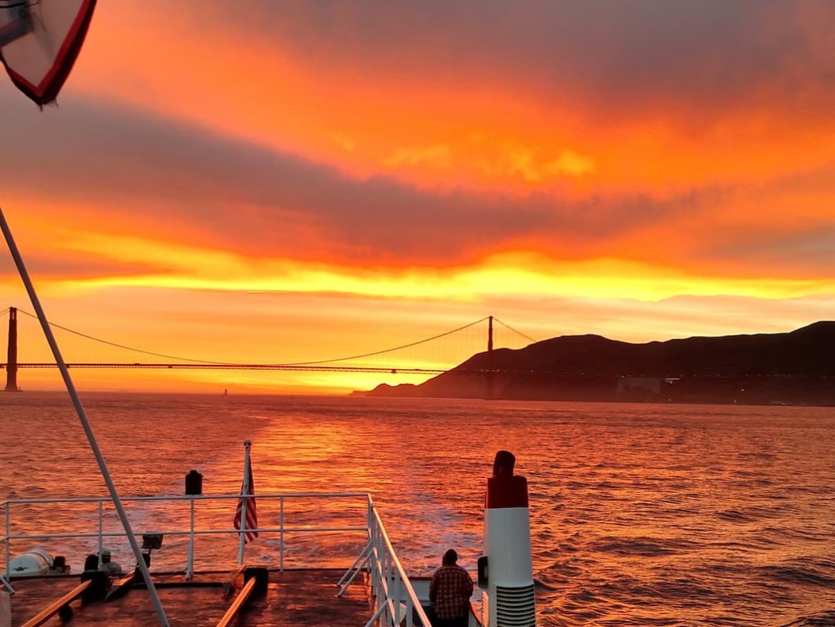 San Francisco Bay 2 Hour Sunset or Evening Sightseeing Boat Cruise by Red and White Fleet
