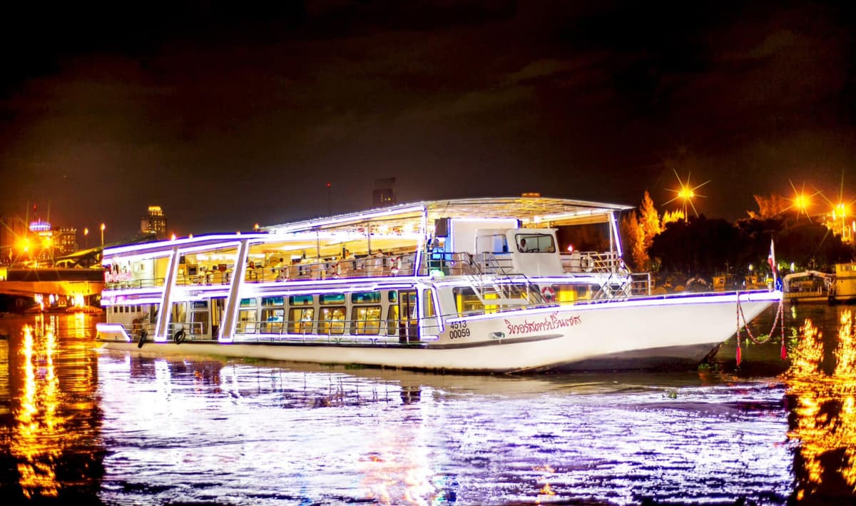 Chao Phraya Dinner Cruise aboard River Star Princess