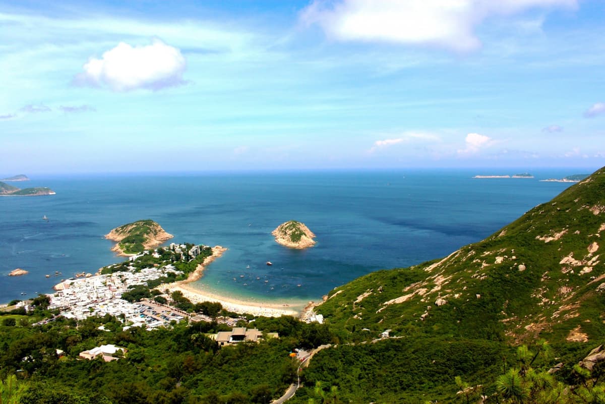 Dragon's Back Trail Hiking Tour