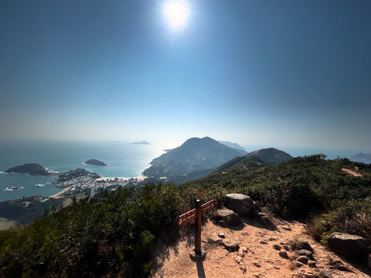Dragon's Back Trail Hiking Tour – photo 6