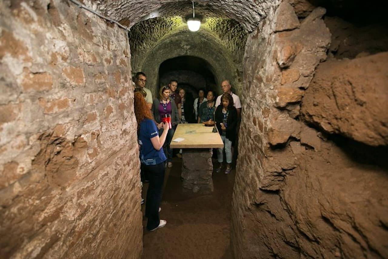 Rome Underground Tour: Capuchin Crypts, Christian Catacombs, Basilica of San Martino ai Monti – photo 4