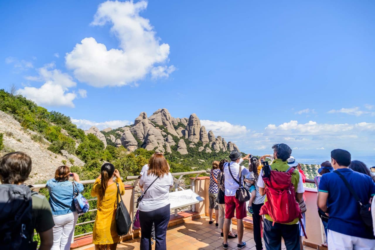 Montserrat, Girona, and Costa Brava Tour from Barcelona – photo 11