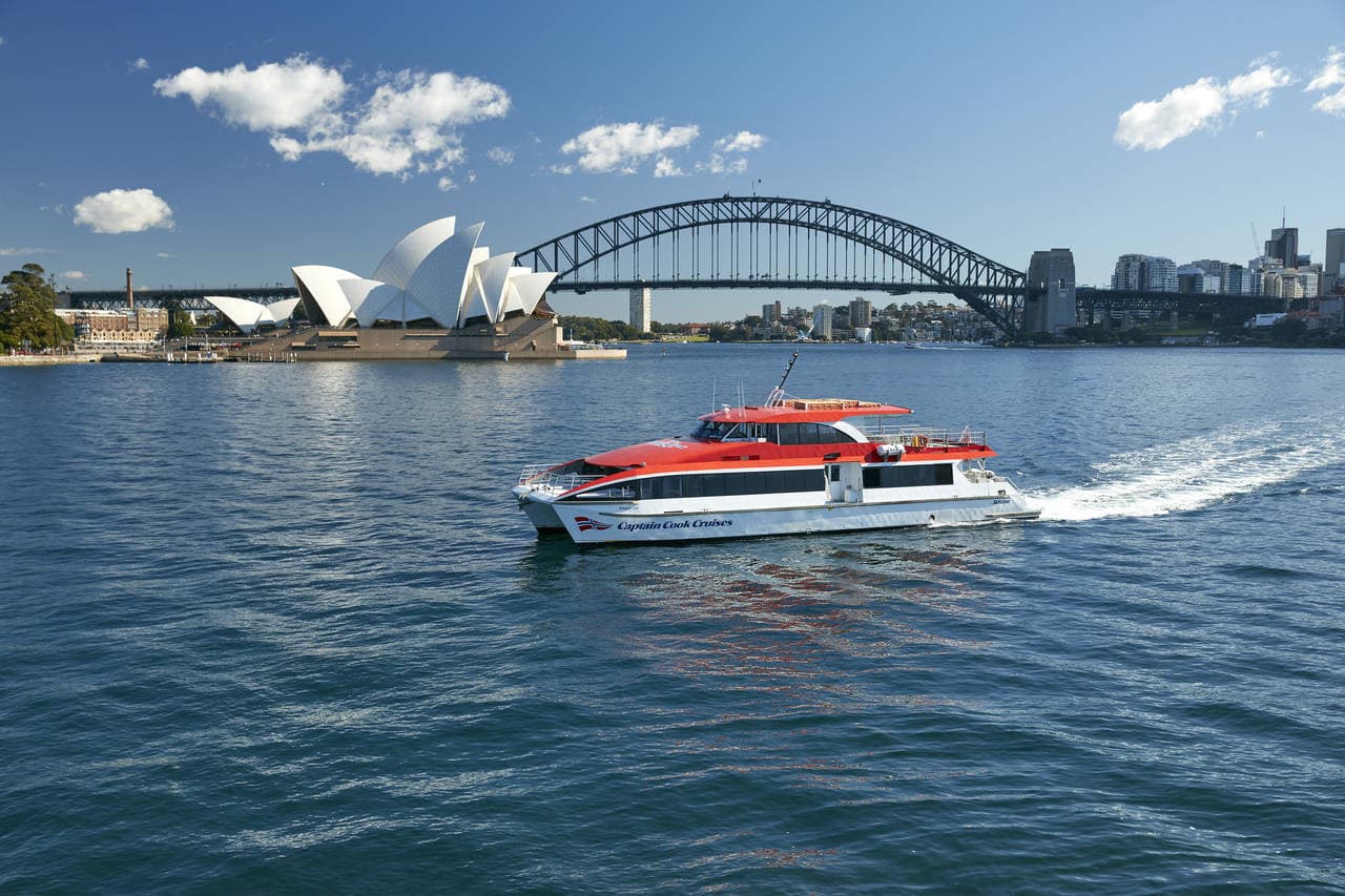 Captain Cook Sydney Harbour Explorer Hop-on Hop-off Cruise – photo 3