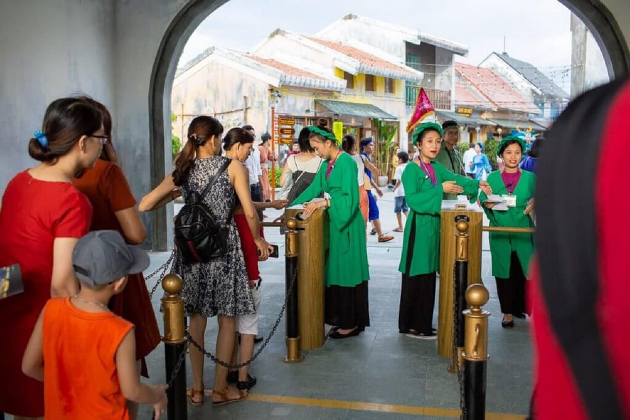 Hoi An Impression Theme Park and Hoi An Memories Show – photo 14