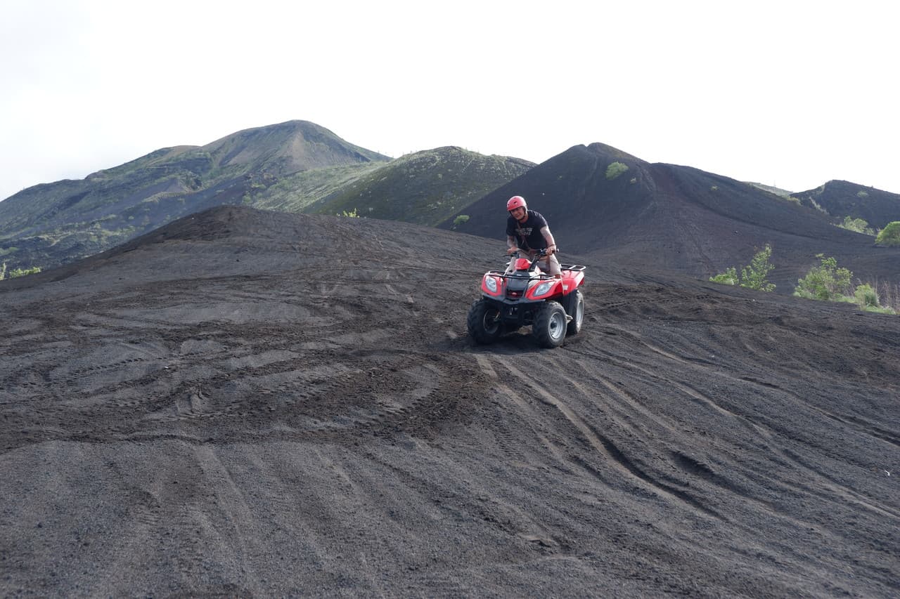 Mount Batur Quad Bike Tour and Hot Spring Visit – photo 3