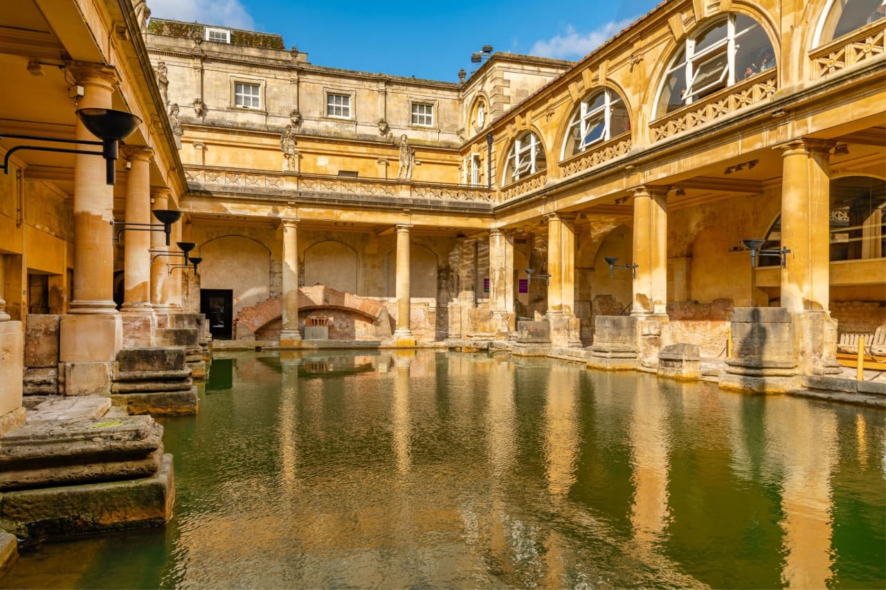 Windsor Castle, Stonehenge, and Roman Baths Tour from London – photo 6
