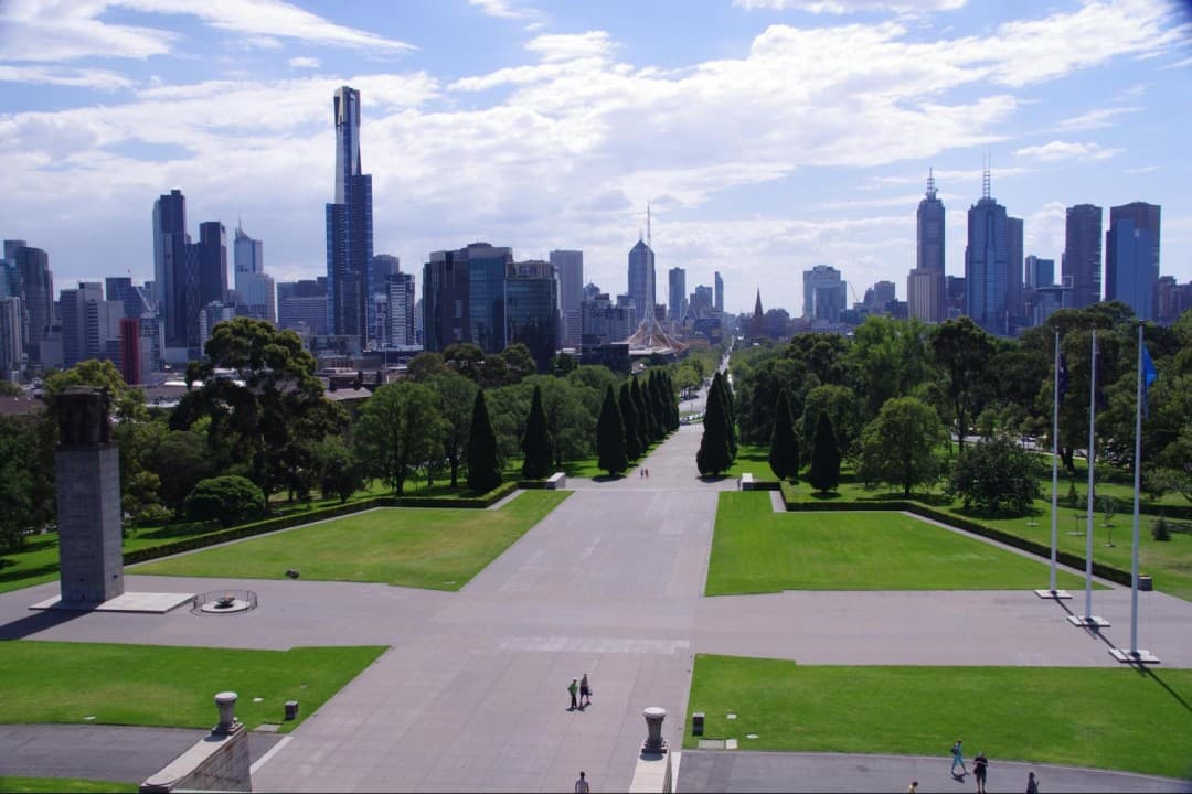Royal Botanic Gardens and Melbourne City Tour