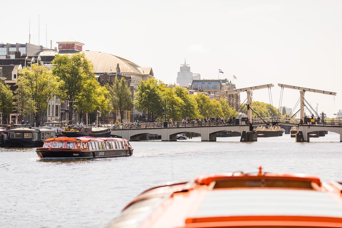 Amsterdam City Centre Canal Cruise Including Audioguide