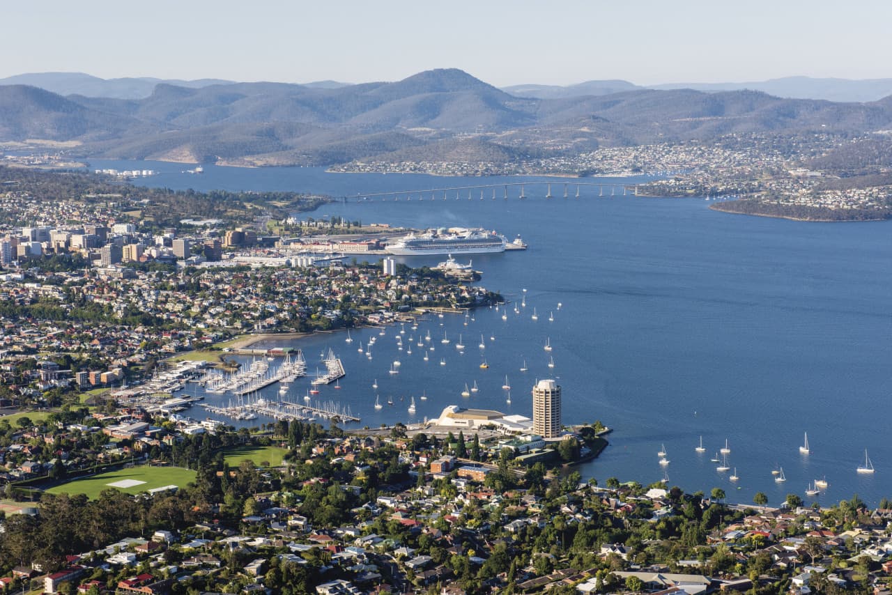 Sullivan's Cove and Hobart City Tour – photo 13