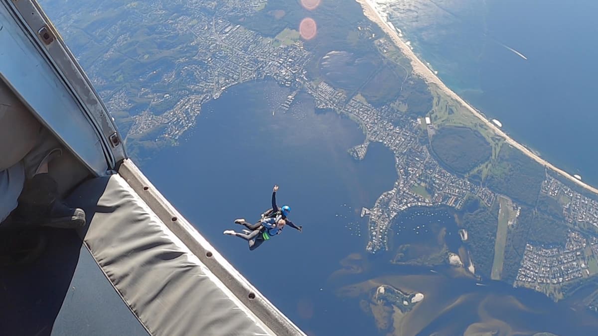 Tandem Skydiving Experience Newcastle Sydney