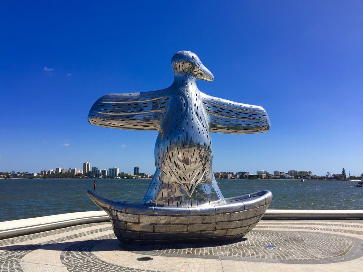 Elizabeth Quay and Perth City Walking Tour