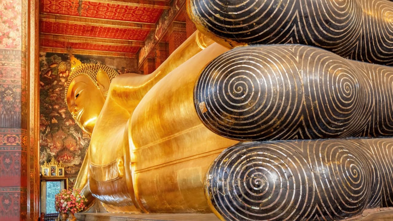 Wat Pho and Wat Arun Walking Tour
