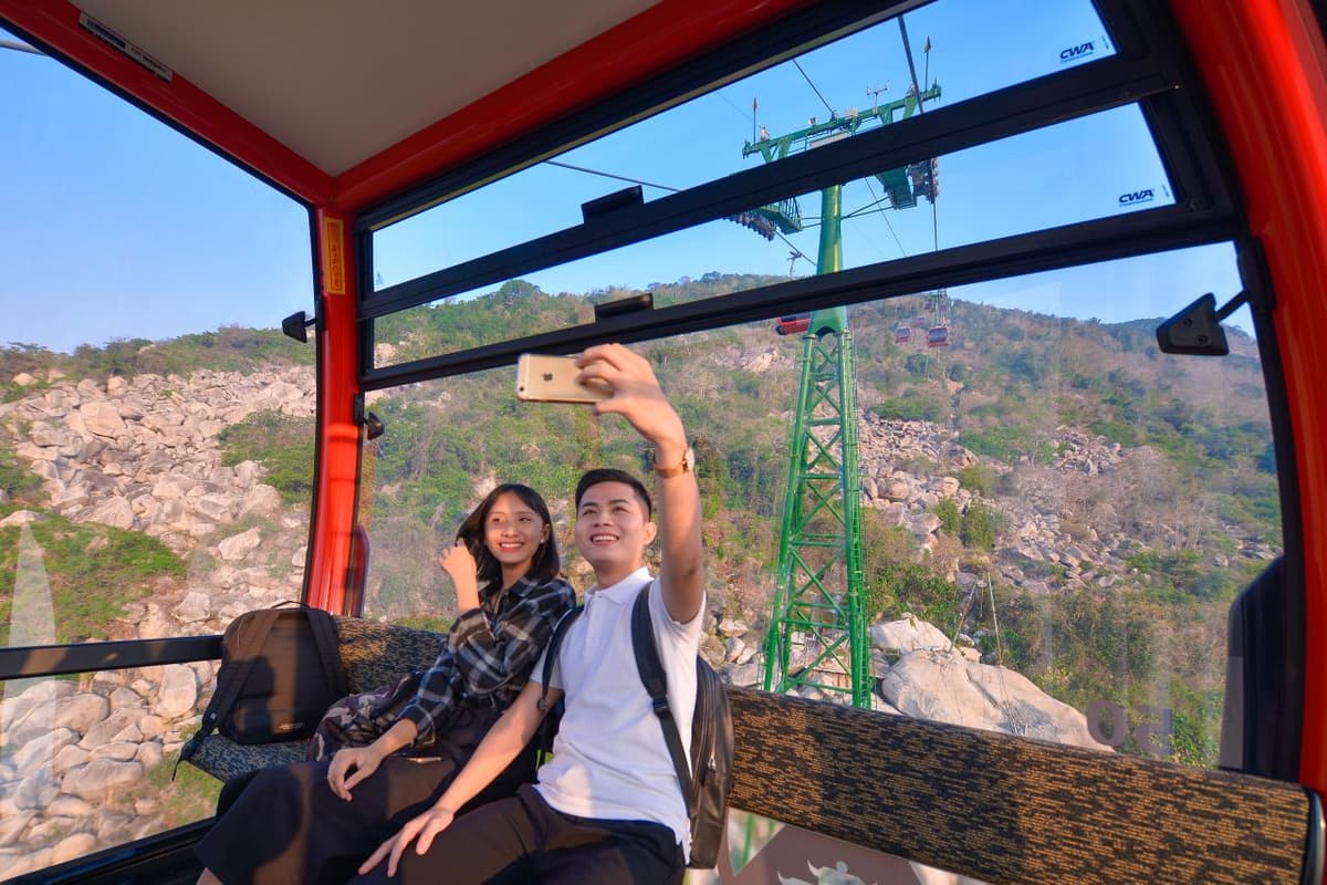 Sun World Ba Den Mountain Cable Car Ticket