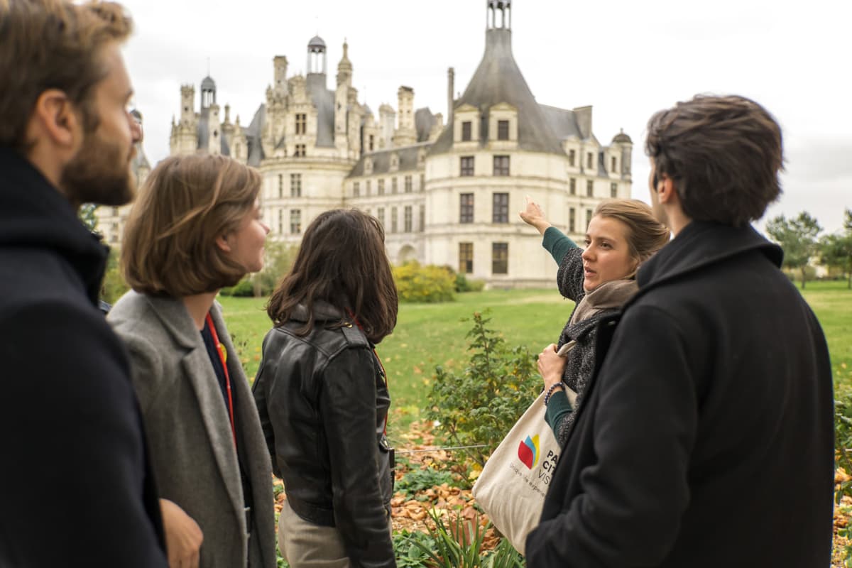 Loire Valley Tour from Paris: Chambord, Chenonceau, and Cheverny Castles