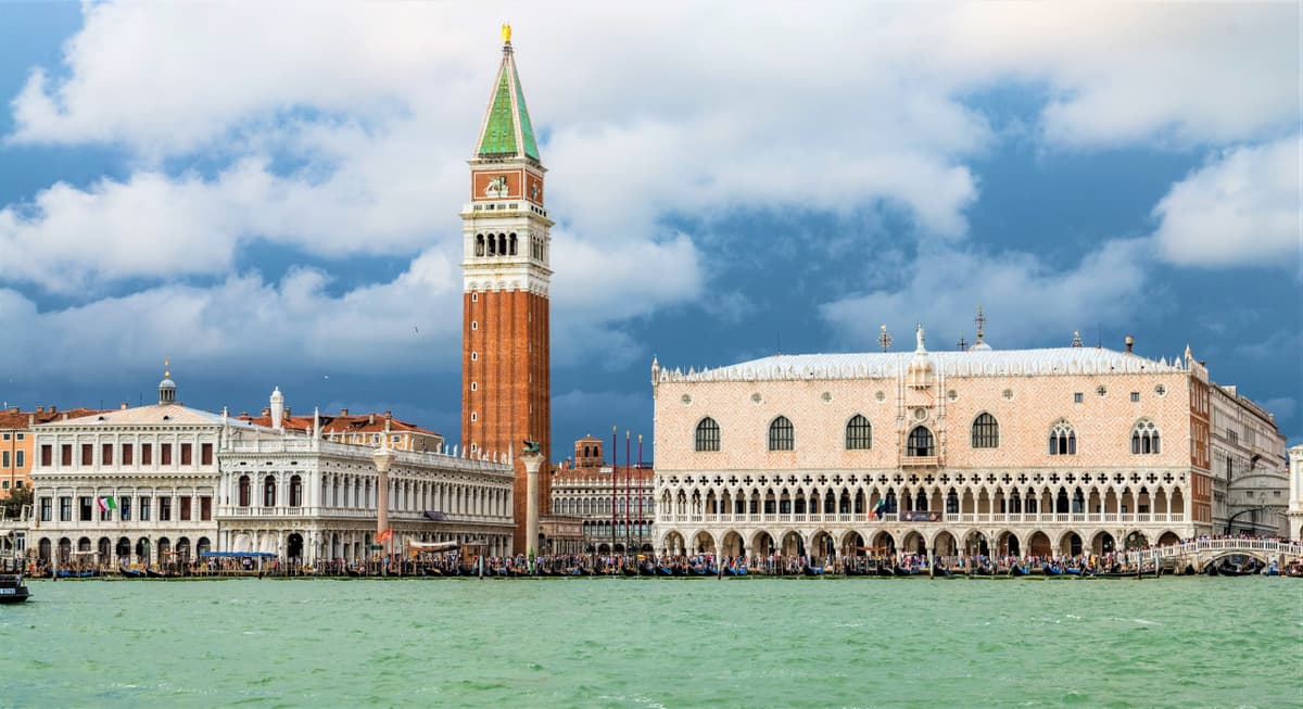 St. Mark's Basilica and Doge's Palace Skip-the-Line Guided Tour