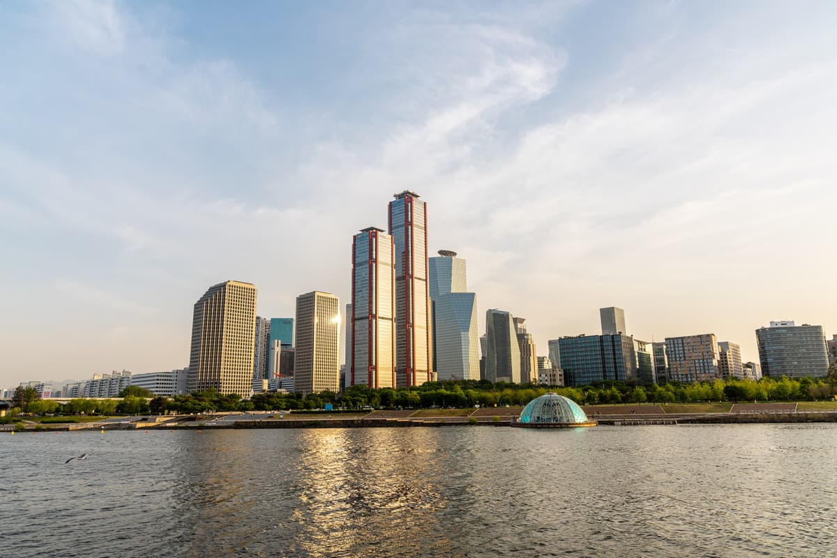 Han River E-land Cruise