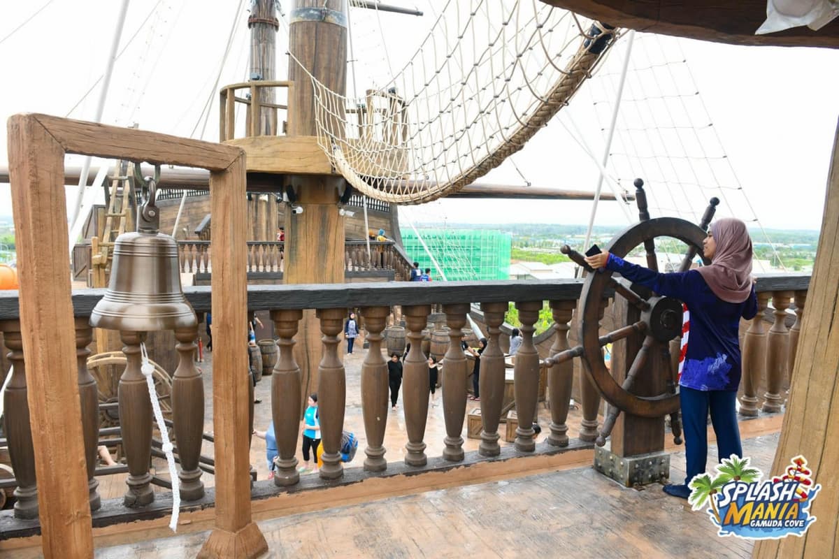 SplashMania Waterpark Ticket in Gamuda Cove