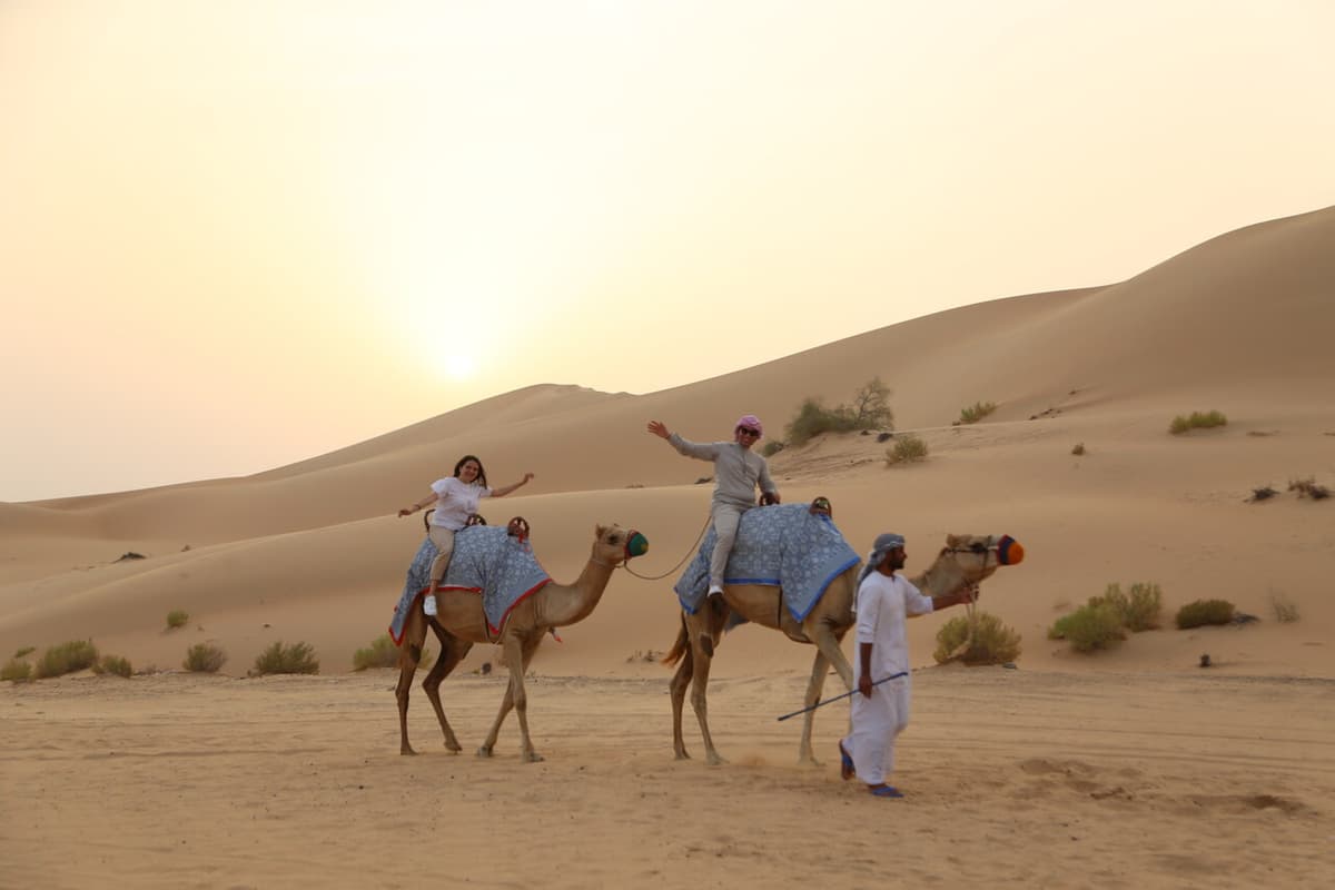 Premium Evening Desert Safari Tour from Dubai with BBQ Dinner