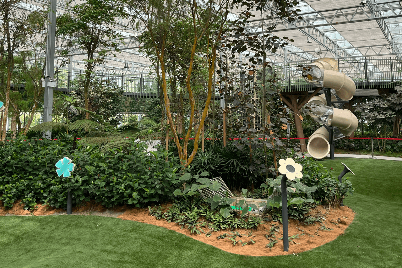 COMBO: Eufloria Gardens & Sculpture Park + Genting Skyway Tickets