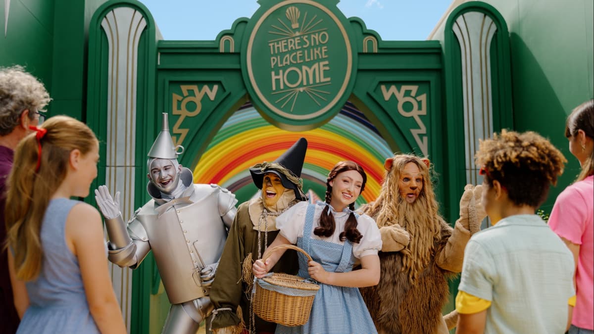 Warner Bros. Movie World, Sea World, and Wet'n'Wild Multiday Pass