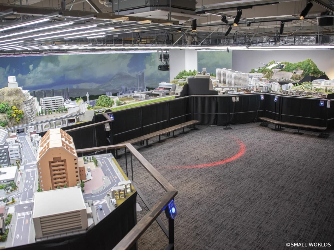 Small Worlds Tokyo – photo 3