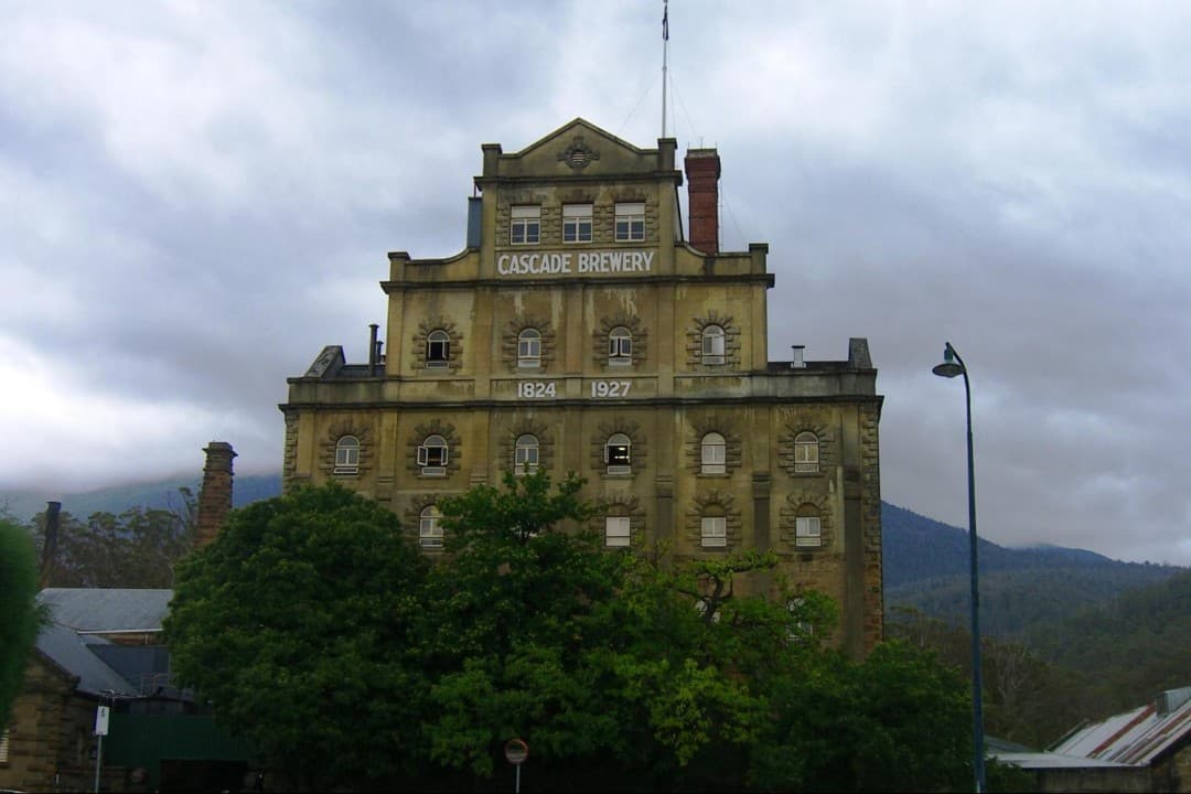 Sullivan's Cove and Hobart City Tour