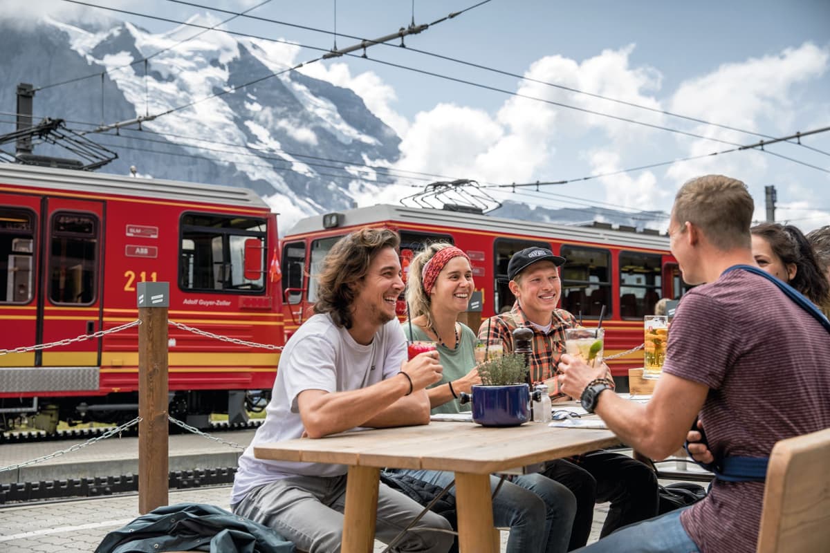 Swiss Travel Pass Flex Family Card (Non-Consecutive Days within One Month)