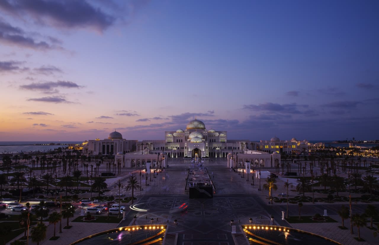 COMBO: SeaWorld Abu Dhabi + Qasr Al Watan Tickets
