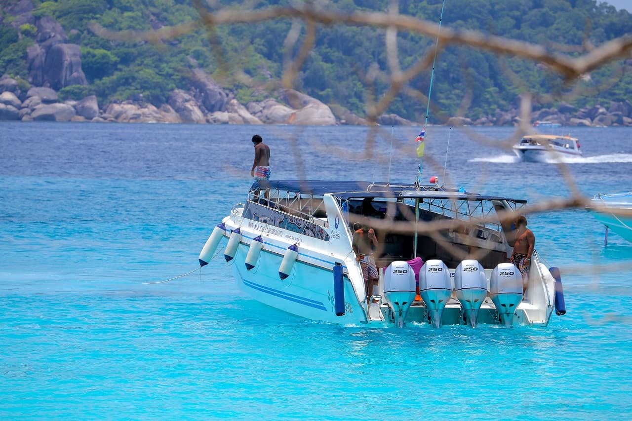 James Bond Island, Phang-Nga Bay, Hong Island, and Khai Island Tour from Phuket – photo 24