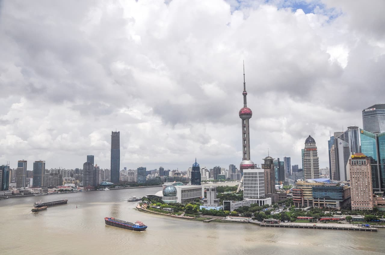 Shanghai Night Tour with Huangpu River Cruise