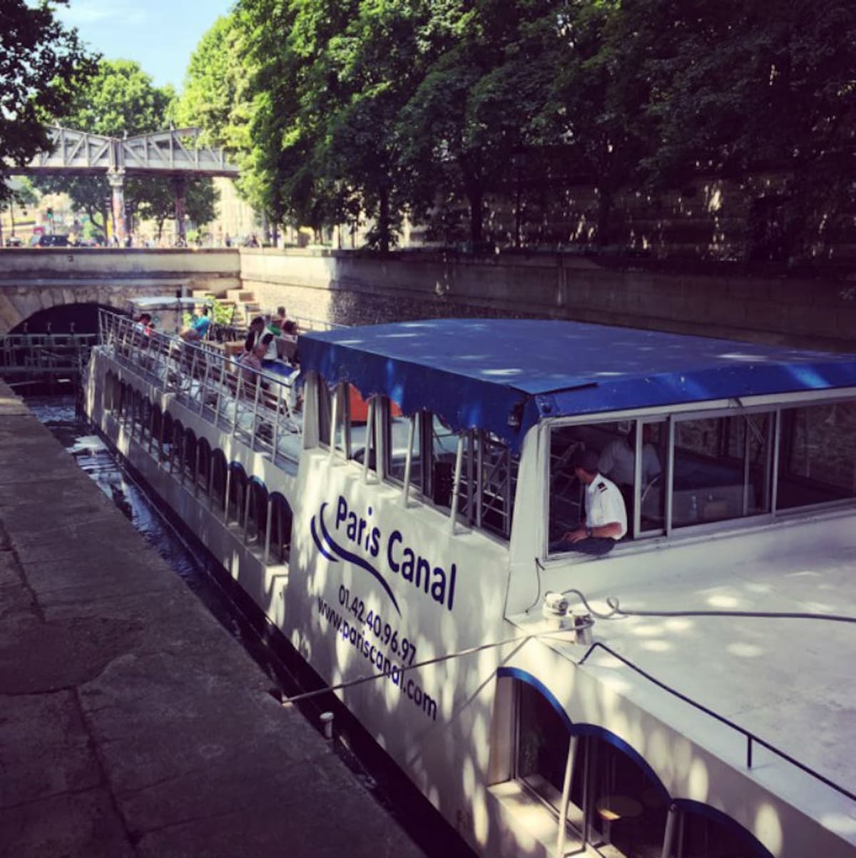 Canal Saint-Martin Cruise