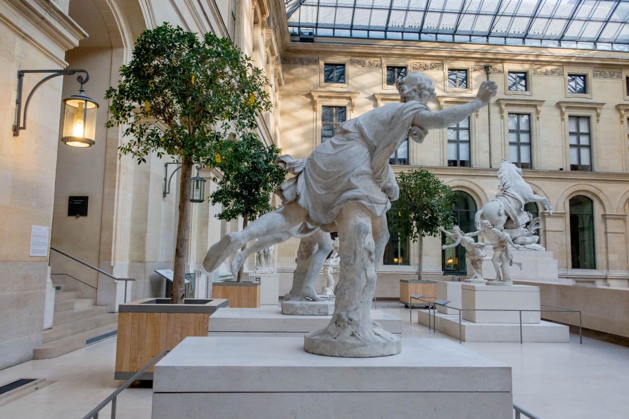 Louvre Museum Skip-the-Line Guided Tour